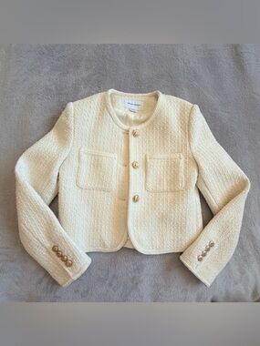 Urban Revivo Cream Bouclé Cropped Jacket with  Gold Buttons Size S M